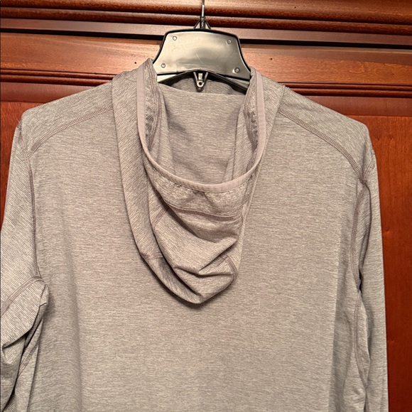 Fjallraven Abisko sun hoodie. - Picture 6 of 6